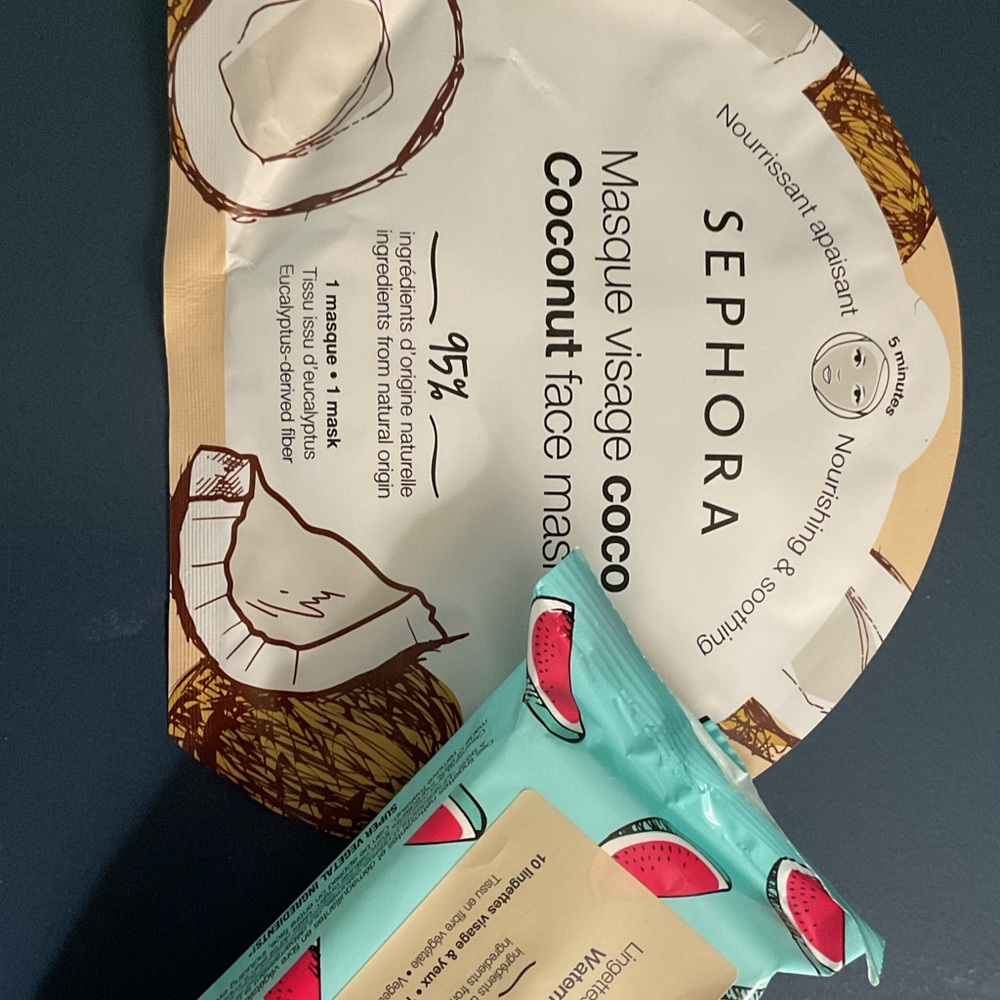 COCONUT FACE MASK & WATERMELON CLEANSING WIPES